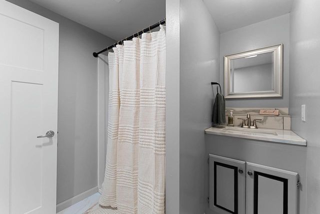 169 PRAIRIE COURT, Appleton, WI 54915