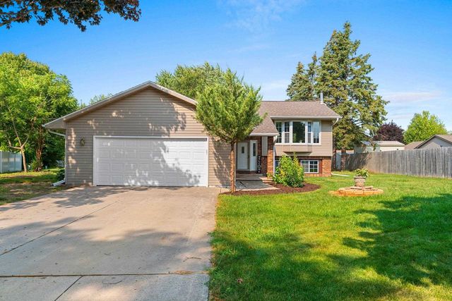 169 PRAIRIE COURT, Appleton, WI 54915