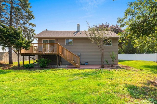 169 PRAIRIE COURT, Appleton, WI 54915