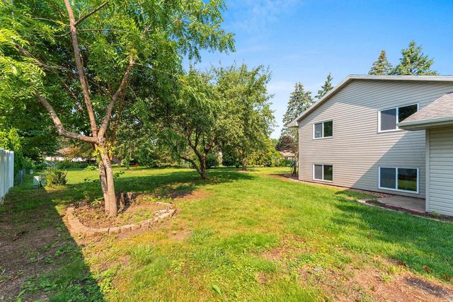 169 PRAIRIE COURT, Appleton, WI 54915