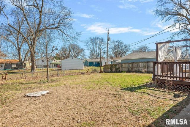 10 Radcliff Road, Springfield, IL 62703