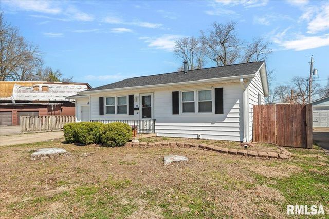 10 Radcliff Road, Springfield, IL 62703