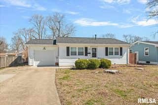 10 Radcliff Road, Springfield, IL 62703