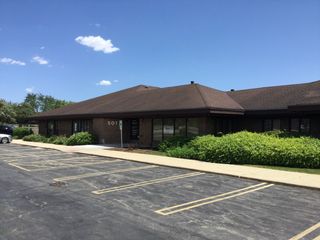 501 Thornhill Drive, Carol Stream, IL 60188