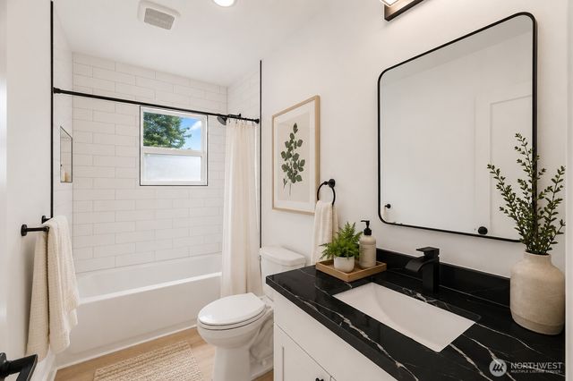 1021 SW 130th Street, Burien, WA 98146