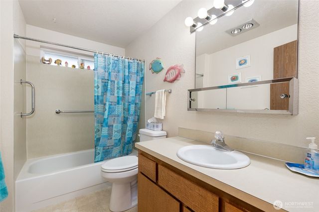 27519 82nd Drive NW, Stanwood, WA 98292