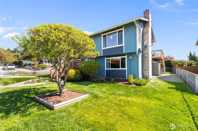 27519 82nd Drive NW, Stanwood, WA 98292