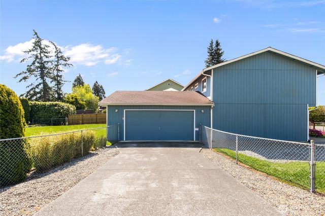 27519 82nd Drive NW, Stanwood, WA 98292