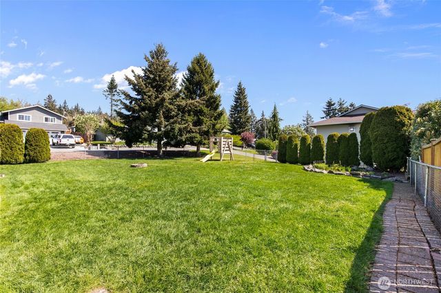 27519 82nd Drive NW, Stanwood, WA 98292