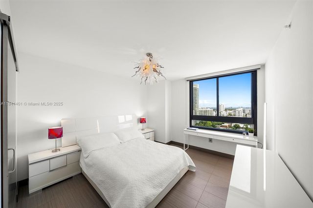 1330 West Ave 1813, Miami Beach, FL 33139