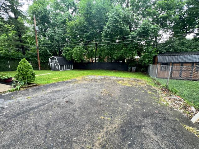 3320 High Hope Road, Lexington, KY 40517