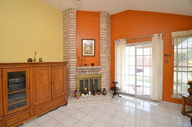 12322 Tambourine Drive, Houston, TX 77477