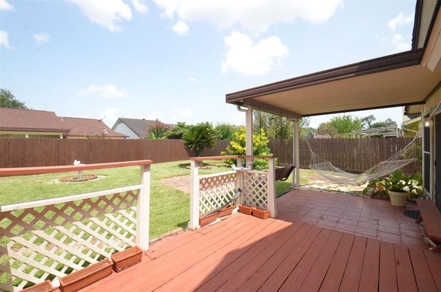 12322 Tambourine Drive, Houston, TX 77477