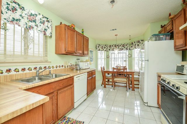 12322 Tambourine Drive, Houston, TX 77477