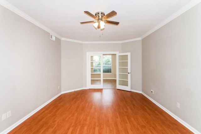 902 Rock Springs Drive, Richmond, TX 77469