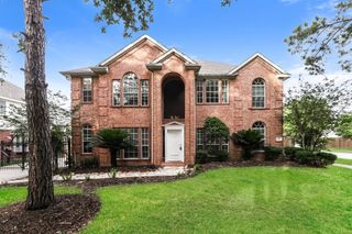 902 Rock Springs Drive, Richmond, TX 77469