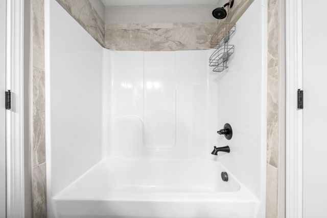 272 Smithson Ln Unit D, Clarksville, TN 37040