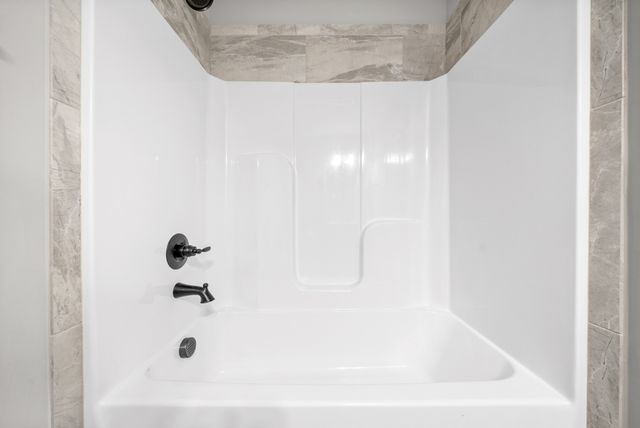 272 Smithson Ln Unit D, Clarksville, TN 37040