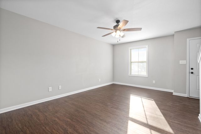 272 Smithson Ln Unit D, Clarksville, TN 37040