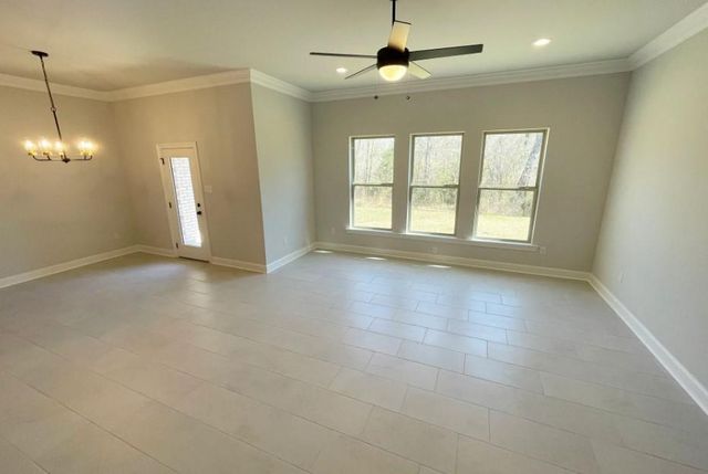 1260 Little Cypress Loop, Orange, TX 77632