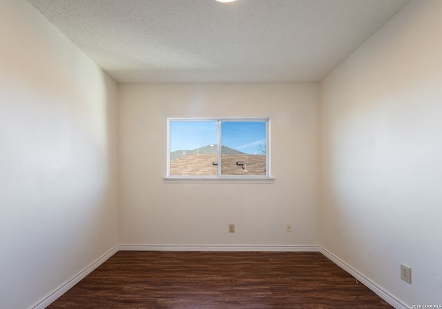 8927 Twincreek Farm, Converse, TX 78109