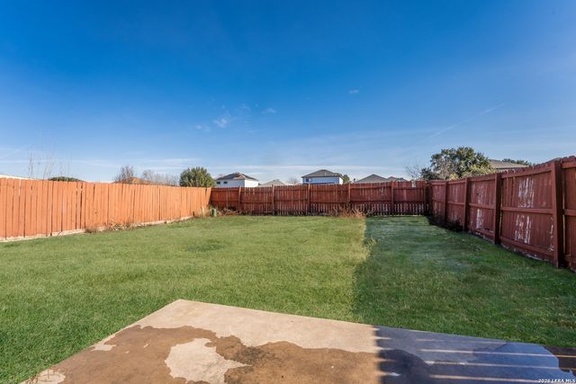 8927 Twincreek Farm, Converse, TX 78109