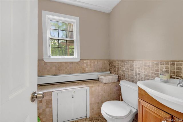 6 Sunset Lane, Hartsdale, NY 10530