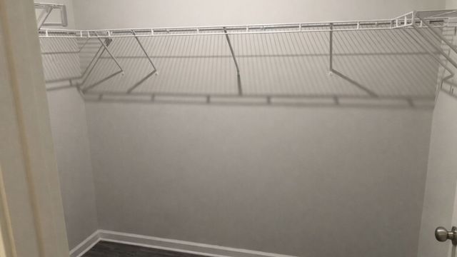 2217 Silverton Dr, Nashville, TN 37207