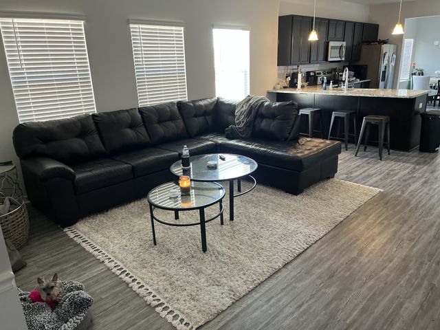 2217 Silverton Dr, Nashville, TN 37207