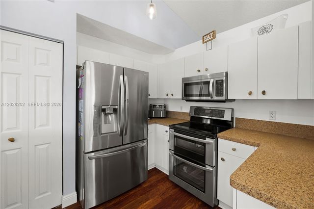 1413 Majesty Terrace, Weston, FL 33327