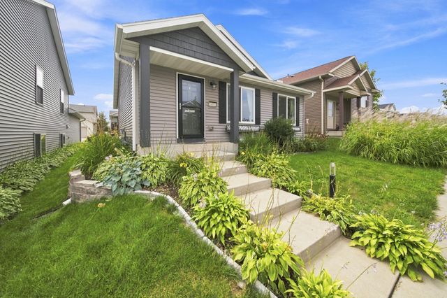 6084 Sandstone Street NW, Rochester, MN 55901