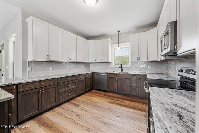 205 Duval St, Niota, TN 37826