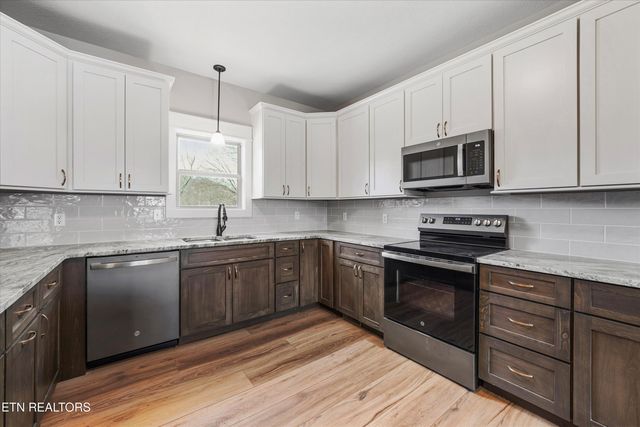 205 Duval St, Niota, TN 37826