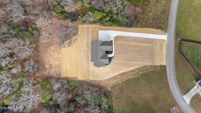 205 Duval St, Niota, TN 37826