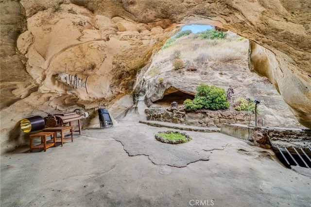 2073 Hidden Valley Canyon, Laguna Beach, CA 92651