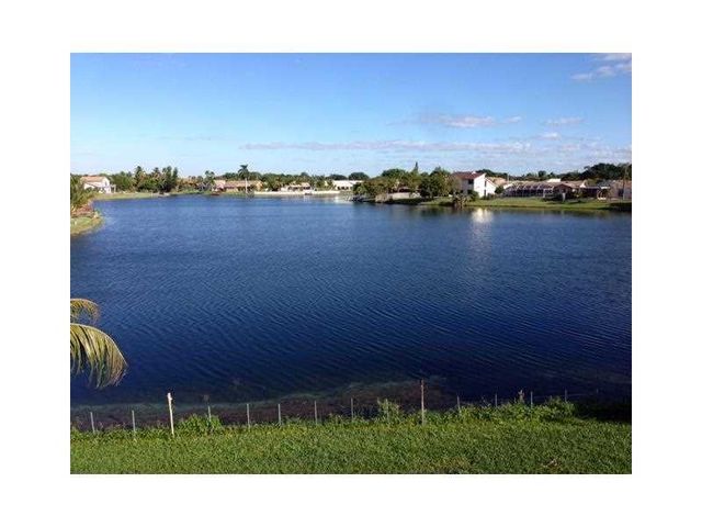 4495 NW 97th Ter, Sunrise, FL 33351