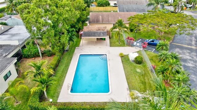 4495 NW 97th Ter, Sunrise, FL 33351