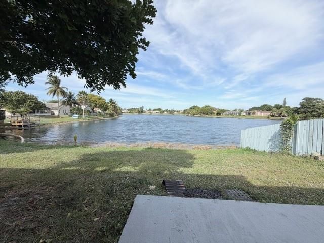 4495 NW 97th Ter, Sunrise, FL 33351