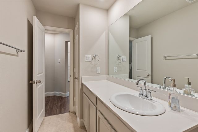 6909 Danridge Road, Rowlett, TX 75089