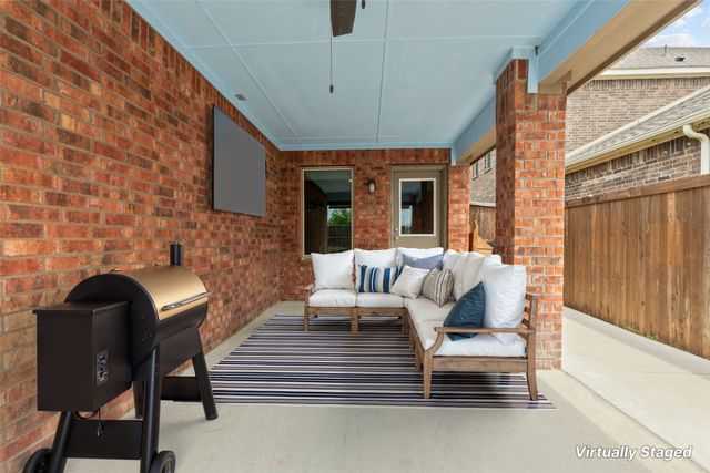 6909 Danridge Road, Rowlett, TX 75089