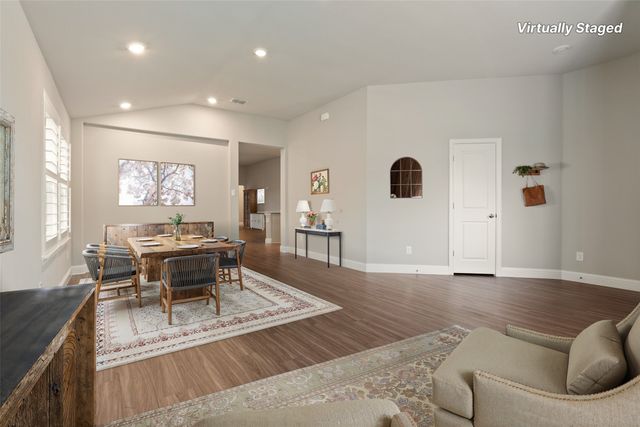 6909 Danridge Road, Rowlett, TX 75089
