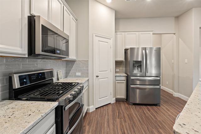 6909 Danridge Road, Rowlett, TX 75089
