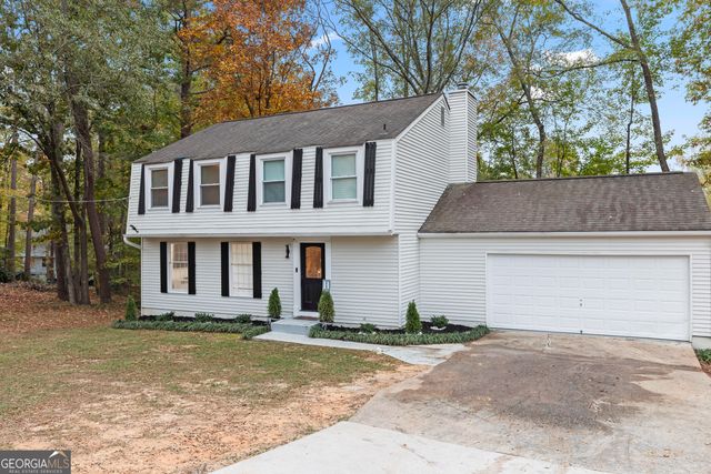 107 Fortress Drive, Peachtree City, GA 30269