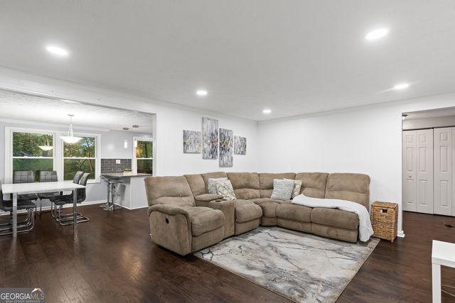 107 Fortress Drive, Peachtree City, GA 30269