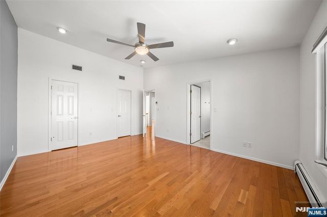 408 Dogwood Court T075, Norwood, NJ 07648