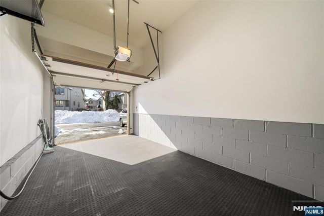 408 Dogwood Court T075, Norwood, NJ 07648