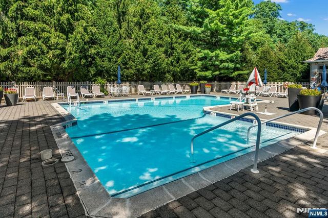 408 Dogwood Court T075, Norwood, NJ 07648