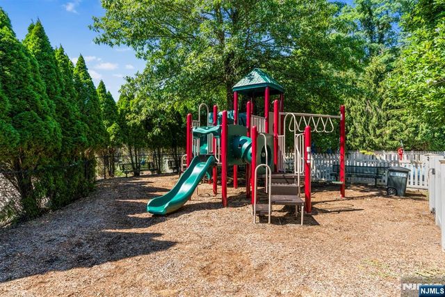 408 Dogwood Court T075, Norwood, NJ 07648