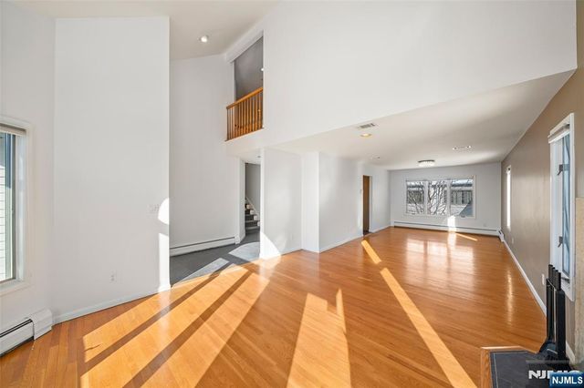 408 Dogwood Court T075, Norwood, NJ 07648