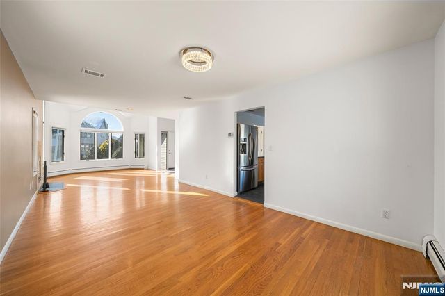 408 Dogwood Court T075, Norwood, NJ 07648